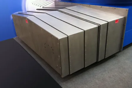 Construction d'un télescopique sur glissières machine